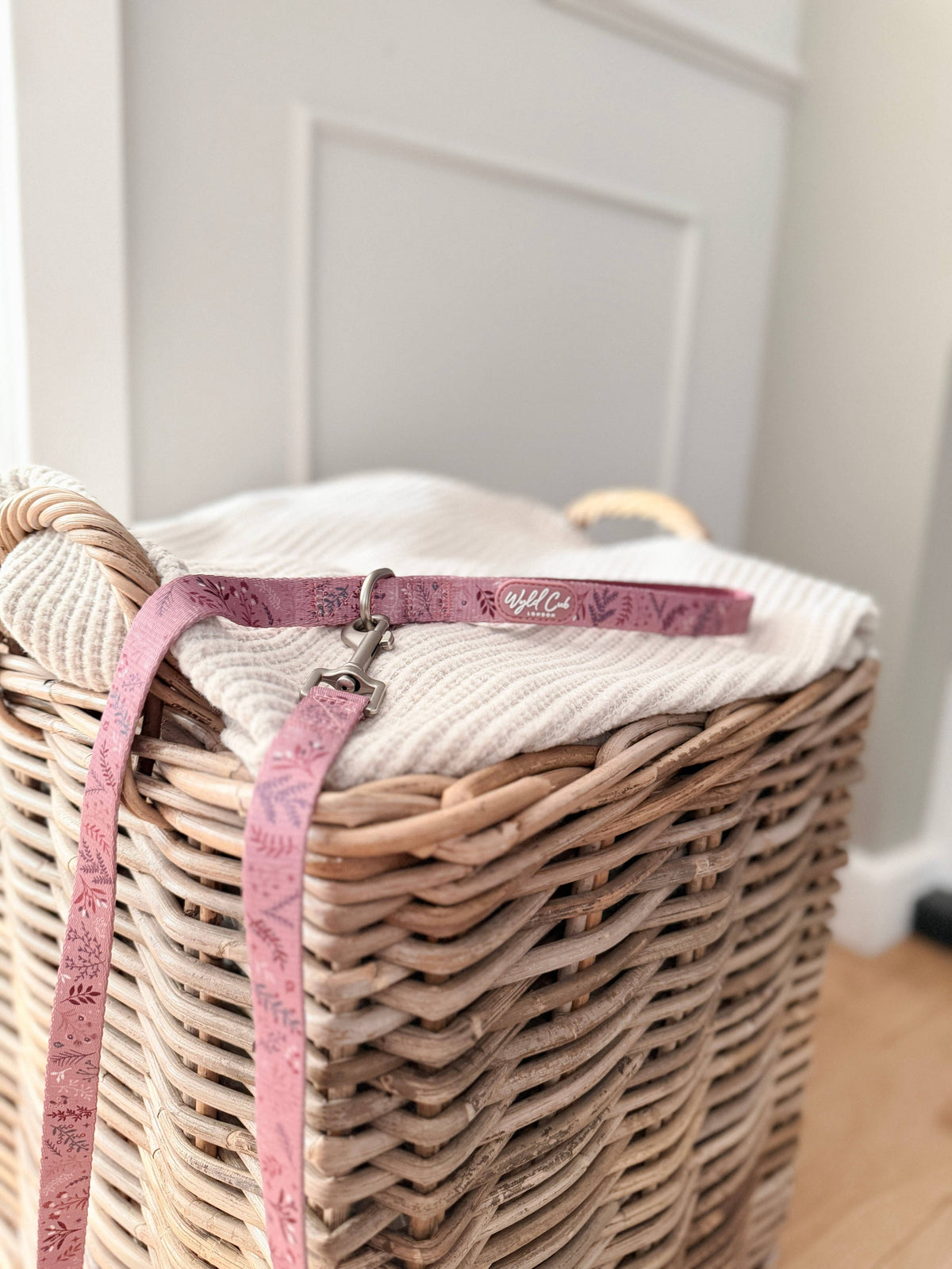 Dog Lead: Chiswick Rosewood