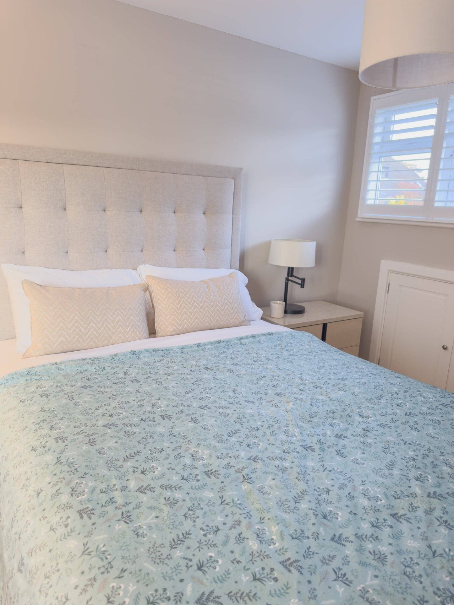 Blanket: Chiswick Pistachio