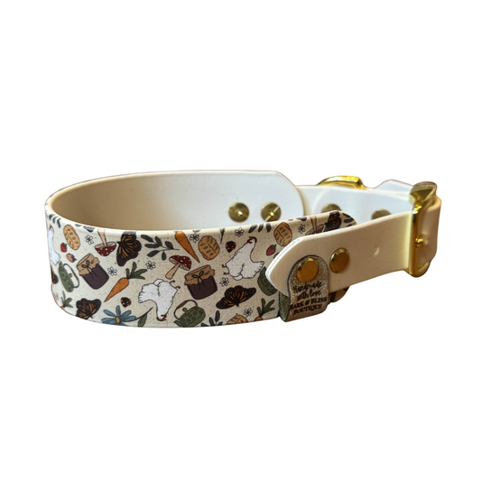 Butterflies and Chickens Collar