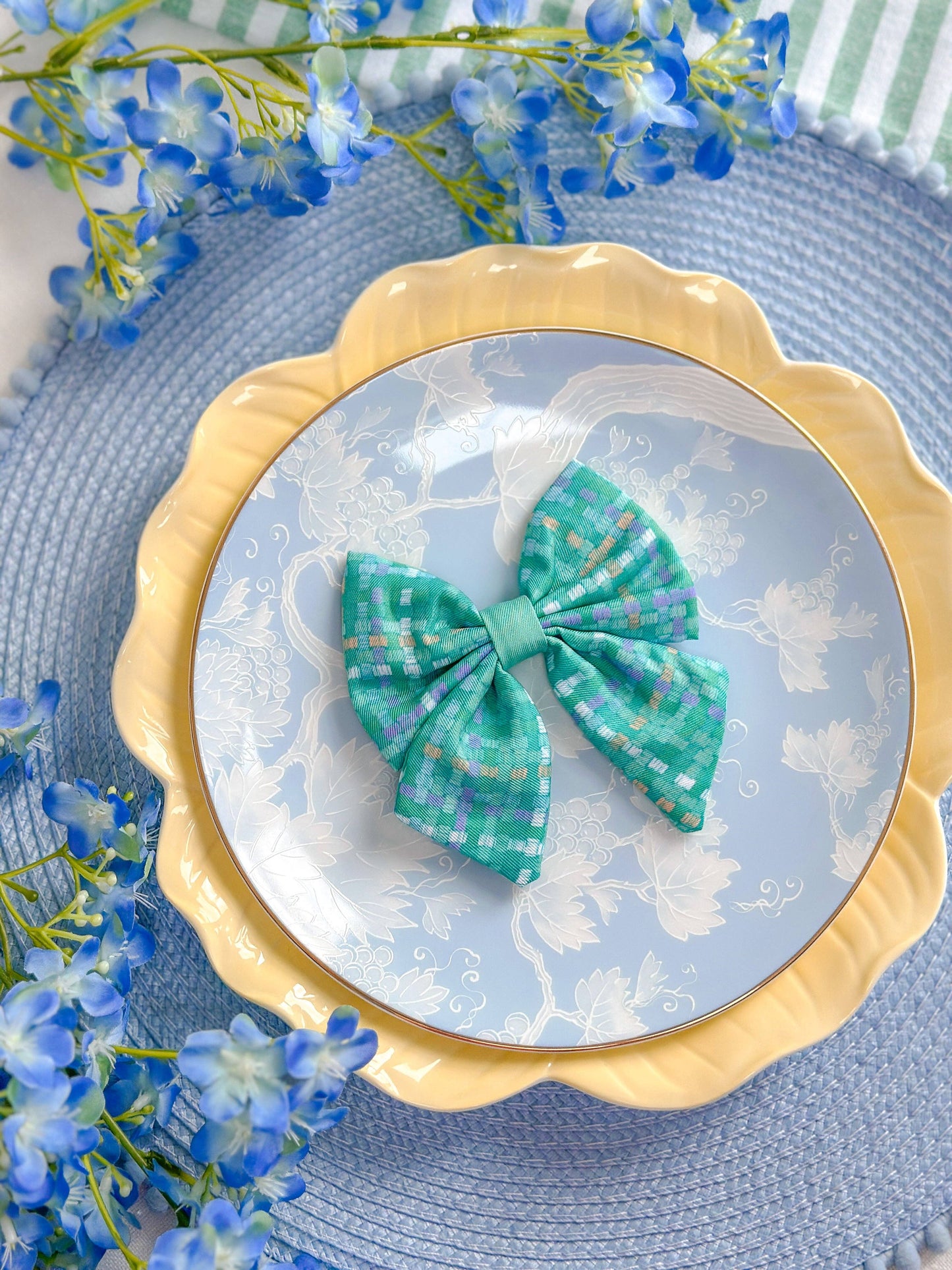 Dog Sailor Bow: Belgravia Sweetpea