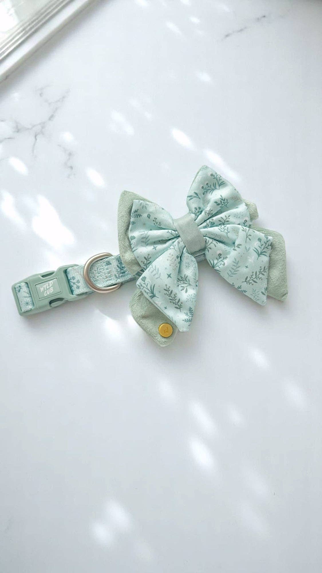 Dog Butterfly Bow: Chiswick Pistachio