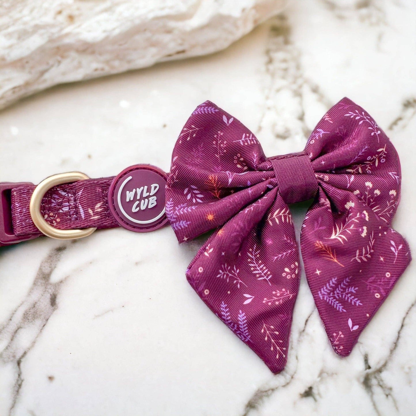 Dog Sailor Bow: Chiswick Fig